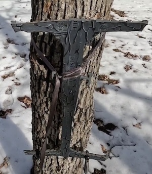Lone Wolf Custom Gear Micro Doubles Climbing Stick Set Up On A Tree Lone Wolf Custom Gear Micro Doubles Climbing Stick Set Up On A Tree
