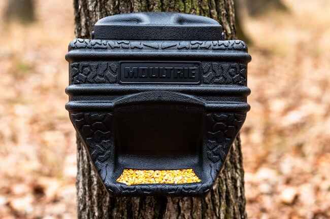 Moultrie Feed Bin Gravity Deer Feeder Moultrie Feed Bin Gravity Deer Feeder